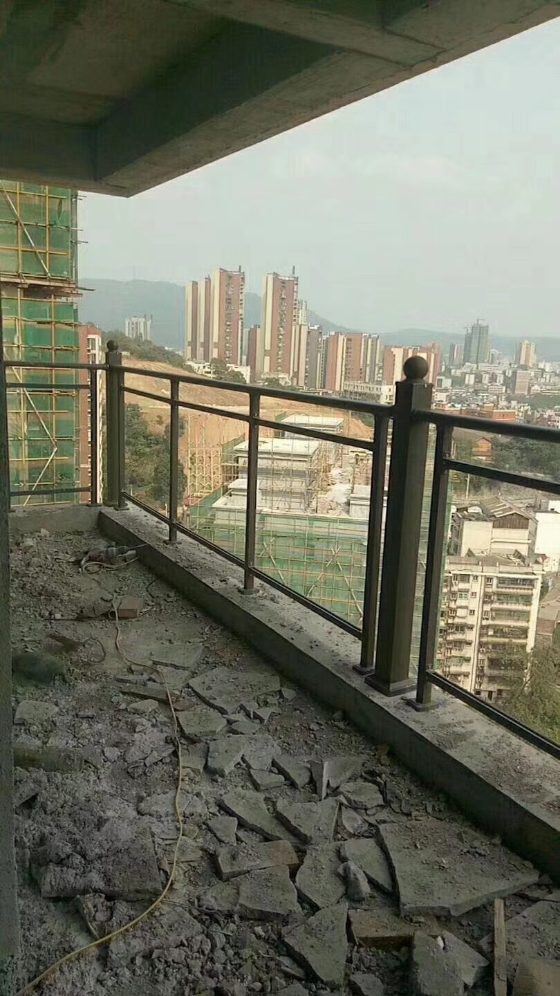2026年靠谱的锌钢阳台护栏源头厂家排名