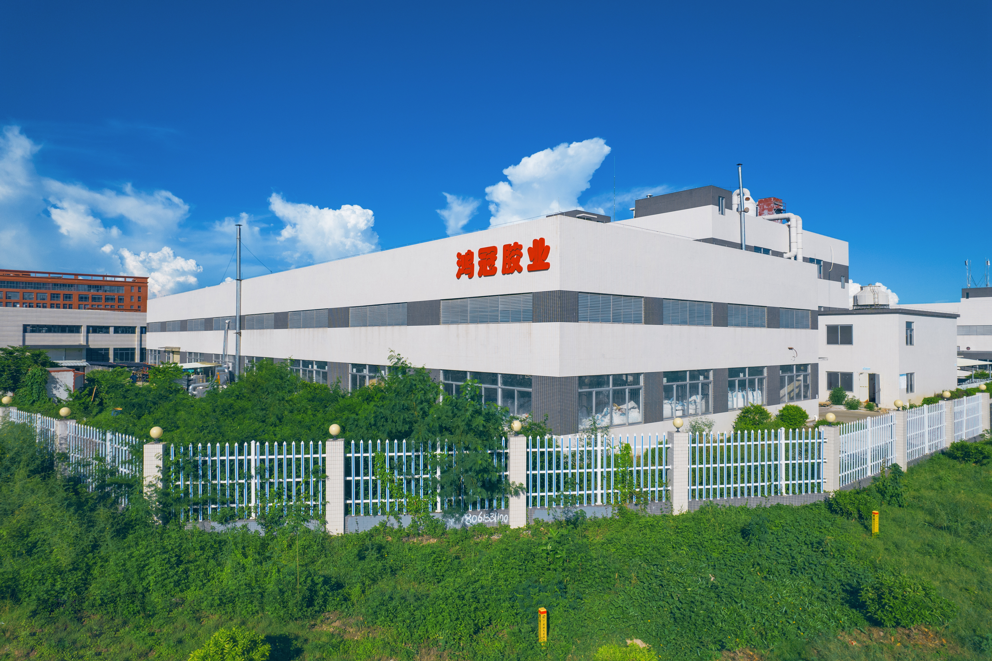 鸿冠木工胶价格怎么样，性价比高吗?