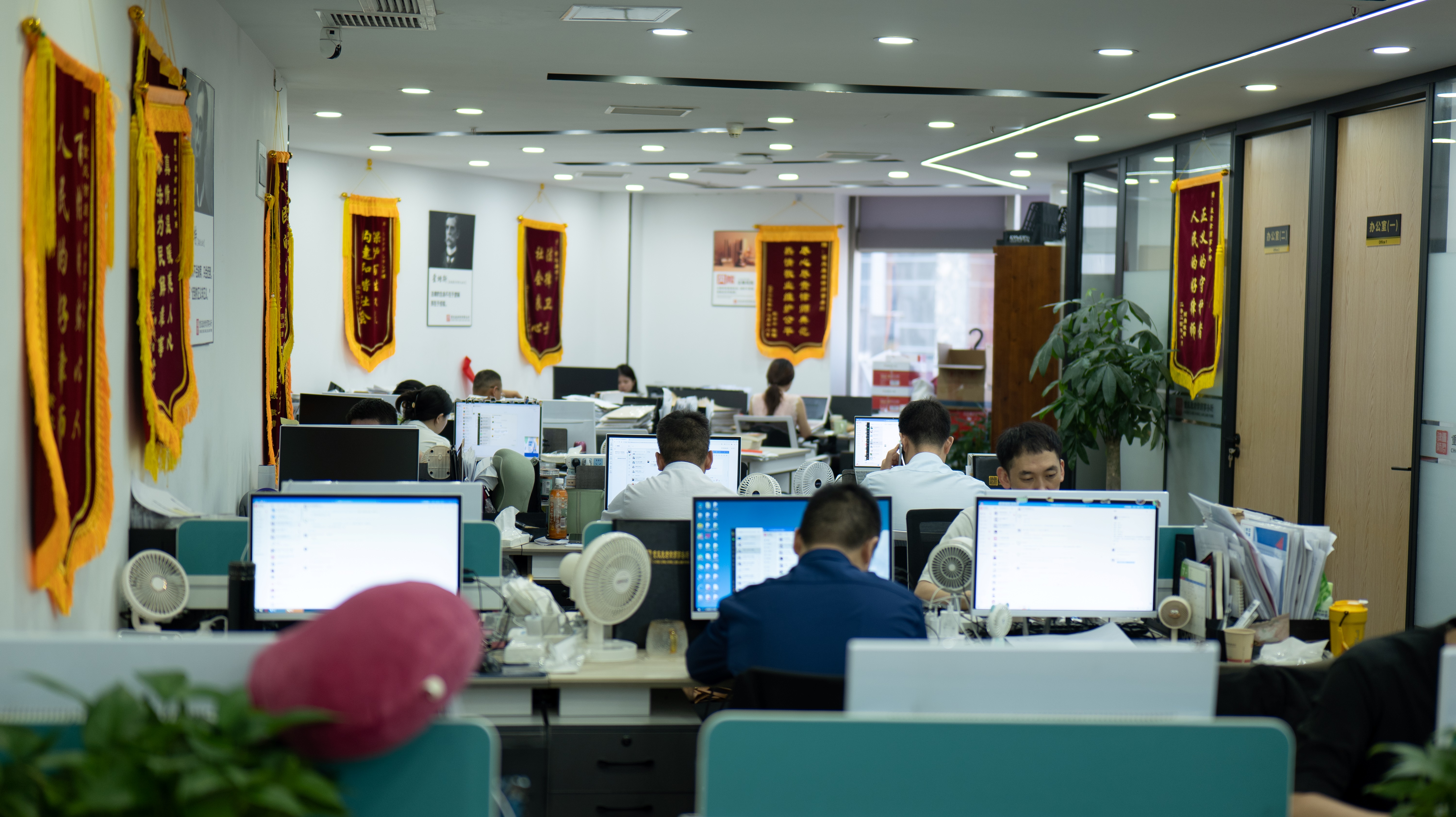 重庆靠谱的离婚律师事务所TOP5推荐：大型离婚律所哪家强？