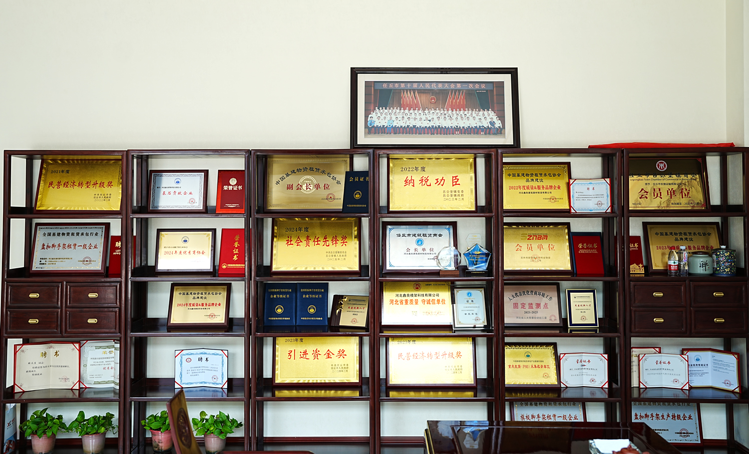 细聊口碑好的脚手架制造商，盘扣式脚手架厂家多少钱