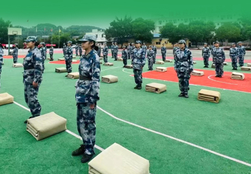 如何评估叛逆孩子教育机构，知名专业且资质全的学校多少钱