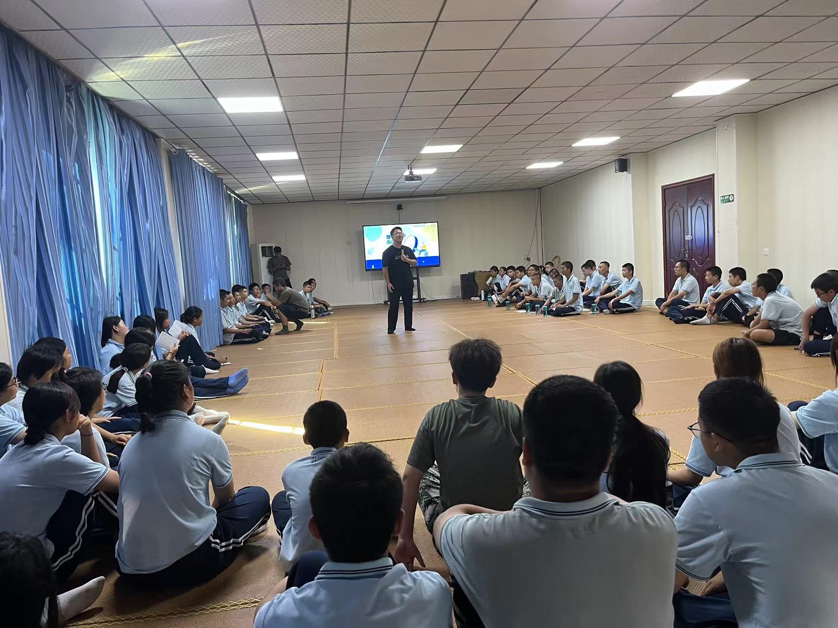 有实力的青少年叛逆强制管教学校哪家合适，怎么联系服务