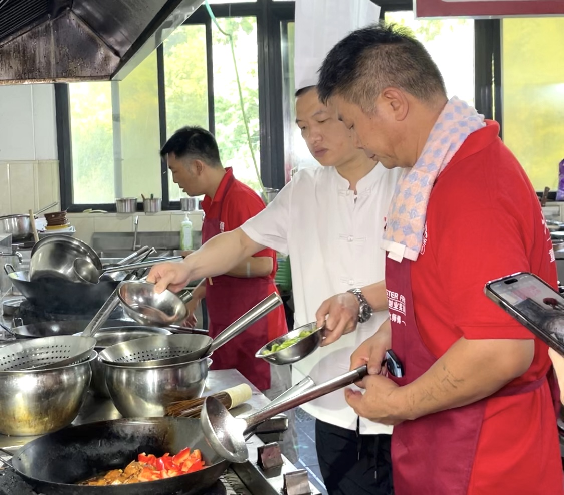探讨火师傅餐饮创业实训机构介绍，性价比怎么样？
