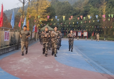 孩子不听话纠正学校怎么联系？专业服务为孩子成长护航