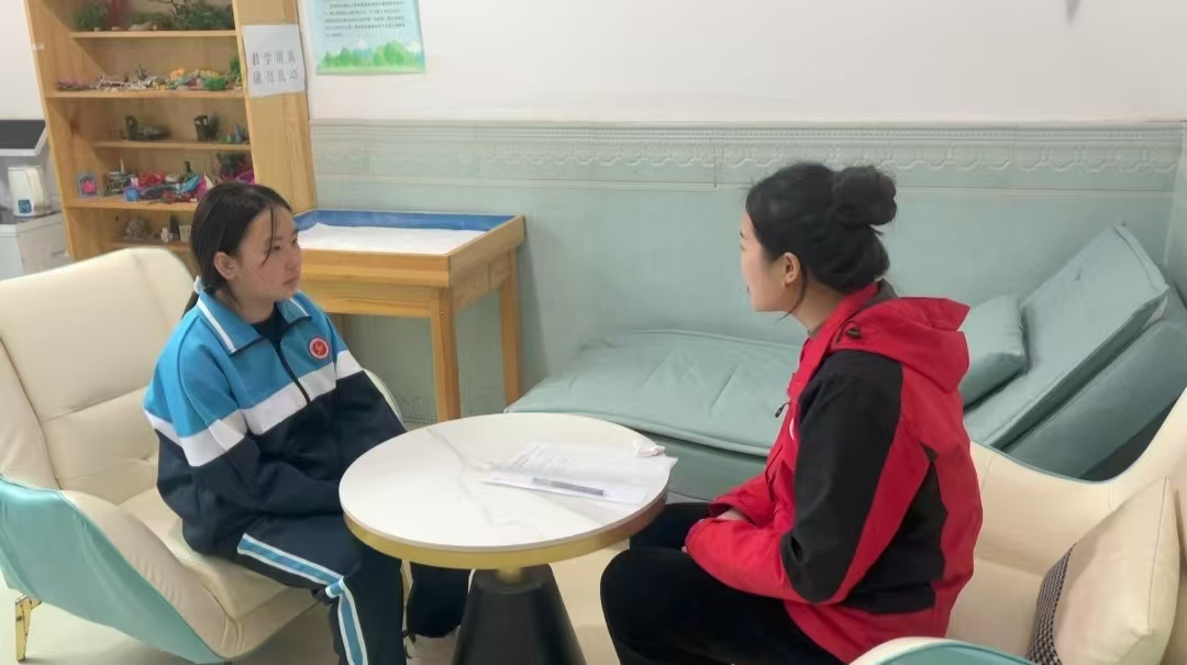花溪区弘扬学校师资力量、性价比及客户认可情况如何？