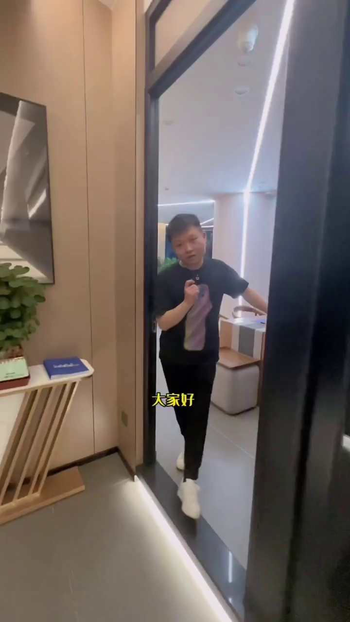https://g4-img-all.oss-cn-beijing.aliyuncs.com/video/50108730/91e1f7f09d222eb0300a7a5ef970b45d.mp4?x-oss-process=video/snapshot,t_1000,f_jpg