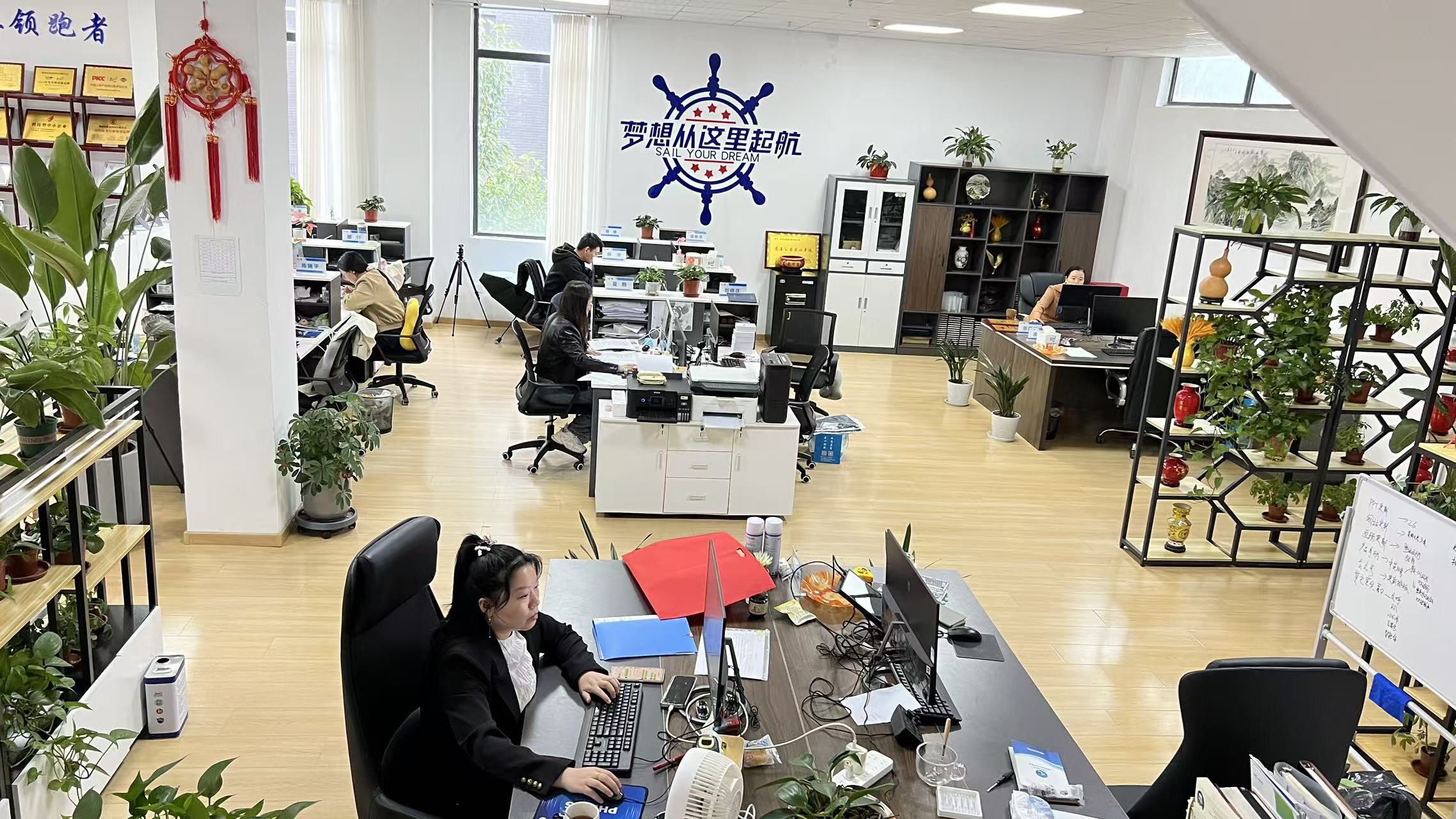 分析资质齐全的带电清洗企业，蓝清科技综合实力排名如何？