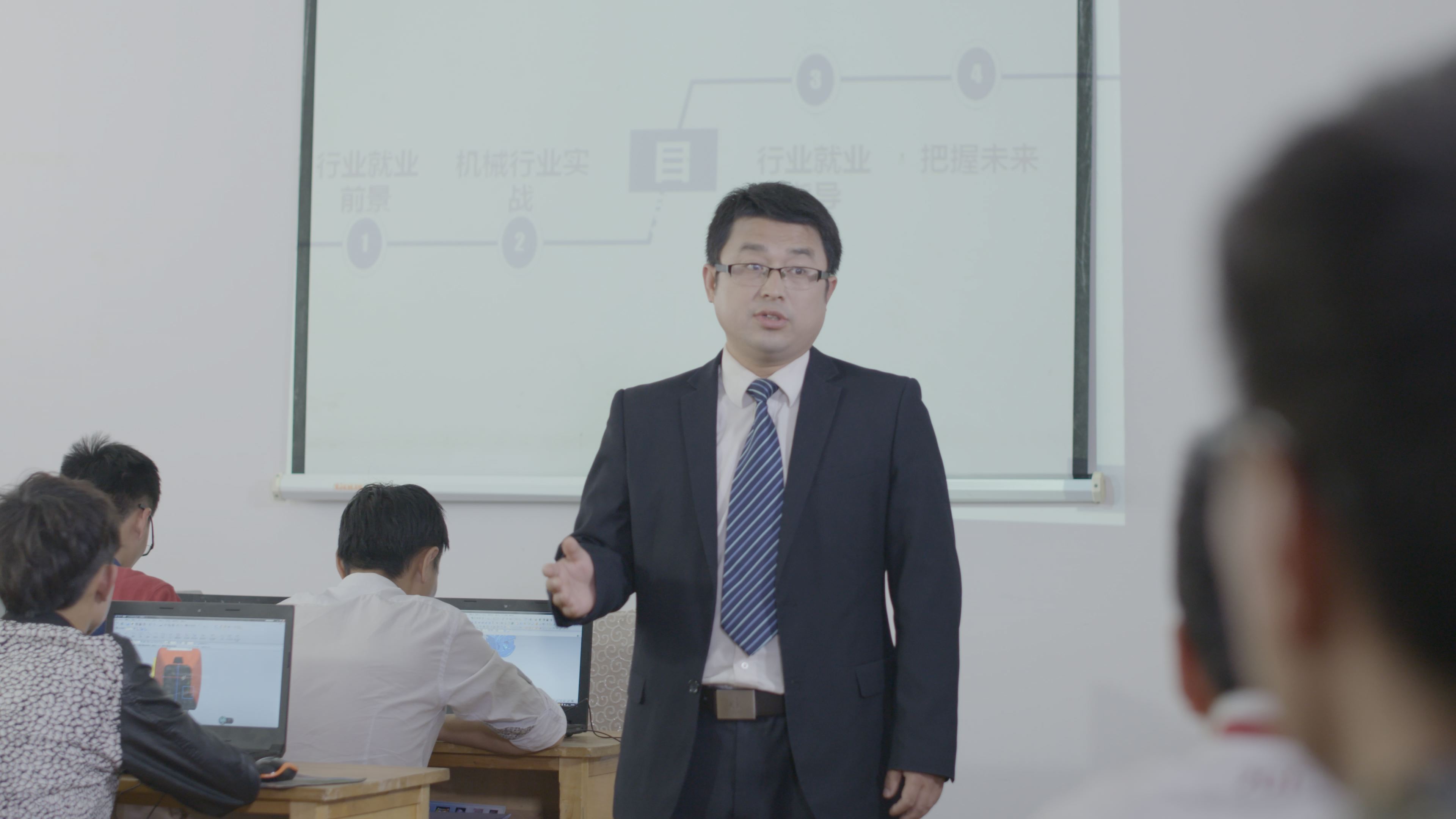 2026年选择济南数控模具科技研究所,师资和就业有保障吗? 2026年选择济南数控模具科技研究所,师资和就业有保障吗?