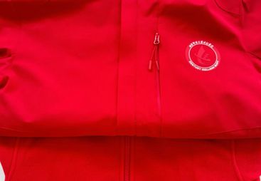 探讨有实力的连锁品牌门店型企业年会服装制造厂哪家专业