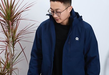冲锋衣工装定制：靠谱之选与行业洞察