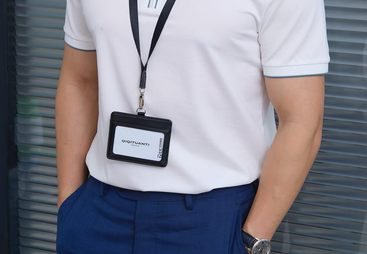 能免费设计的工装定制公司推荐吗？七七团体服，提供免费设计服务