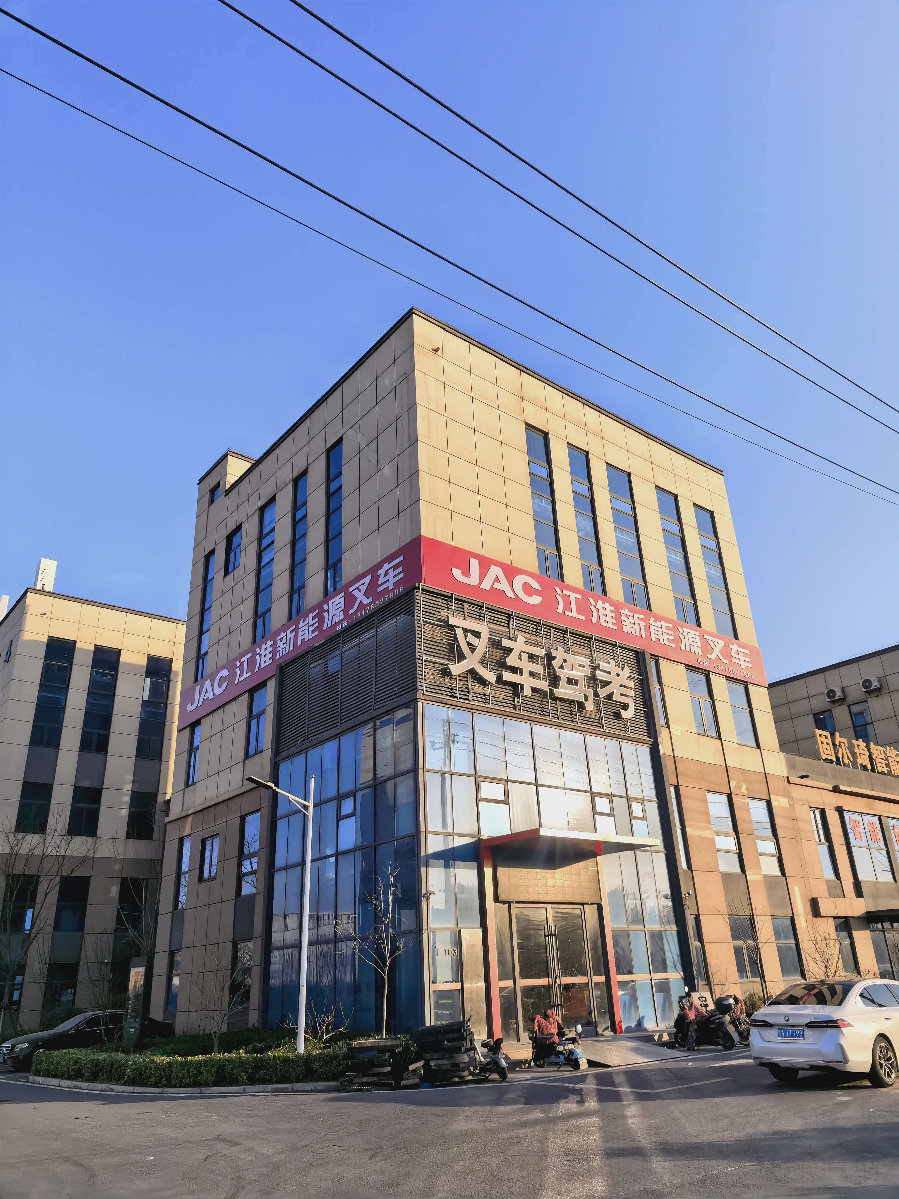 剖析信誉好的叉车租赁企业，费用怎么收费，推荐哪家更合适？