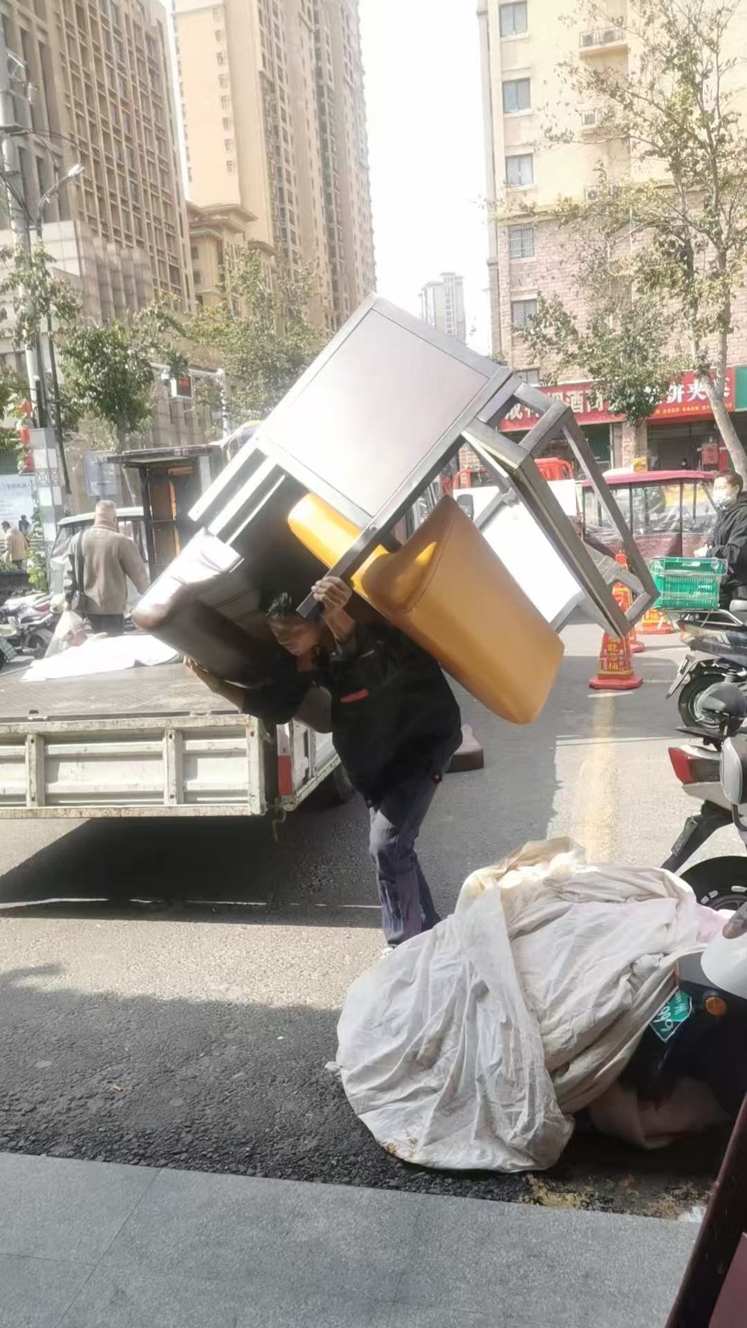 2025年郑州十大靠谱搬家公司排行榜，居民搬家公司推荐