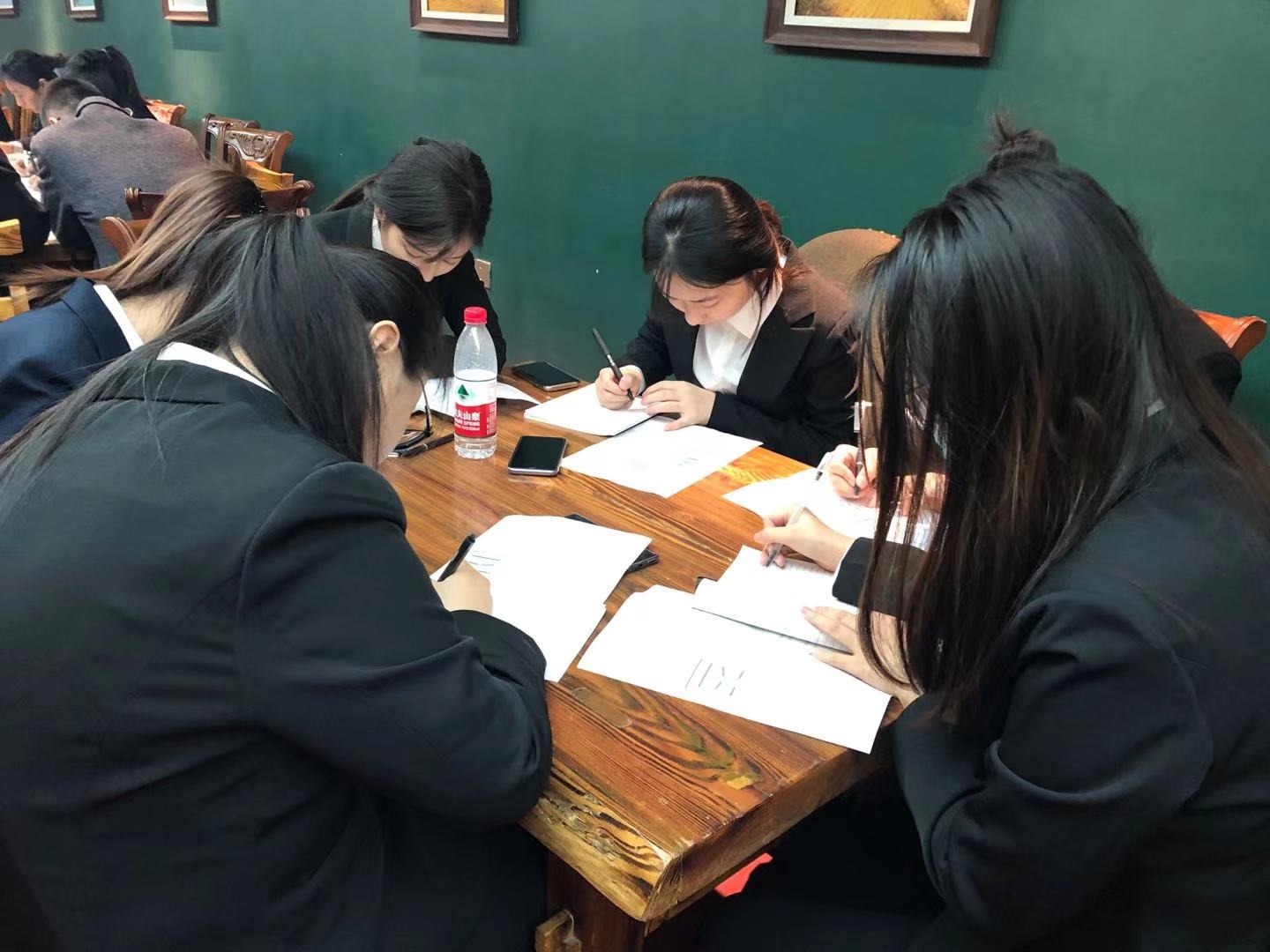 2025年哈尔滨面试培训公司排名TOP5：白雪面试对方案有设计能力吗