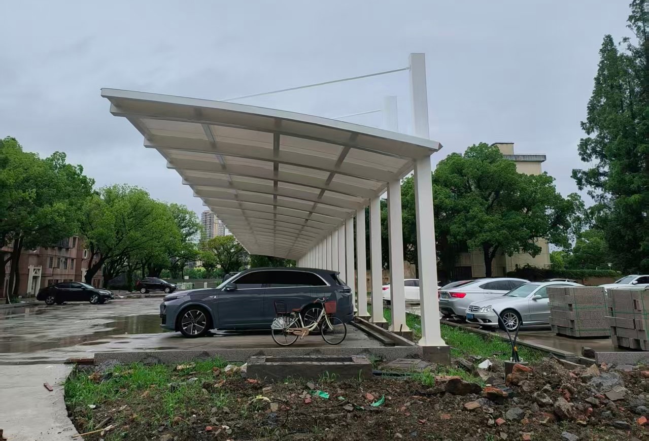 2025停车棚定制推荐哪些？五大知名企业深度测评：有名的停车棚企业