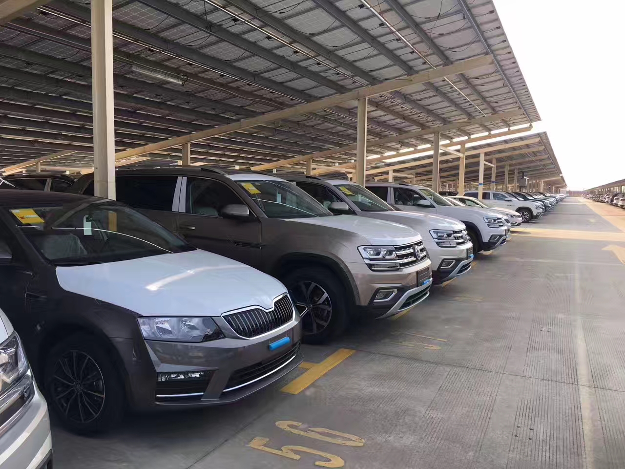 2025年十大光伏车棚正规供应商排行榜，专业测评推荐有名的光伏车棚企业