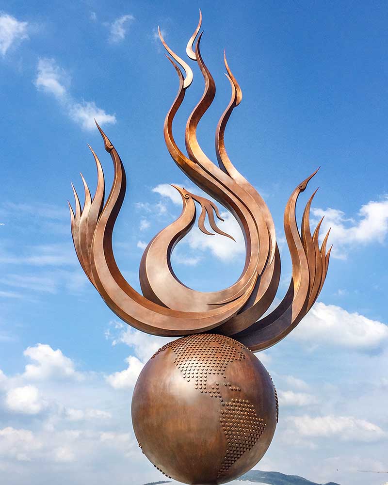 2025年不锈钢雕塑公司排名：服务不错的雕塑专业公司推荐，现代雕塑公司哪家靠谱