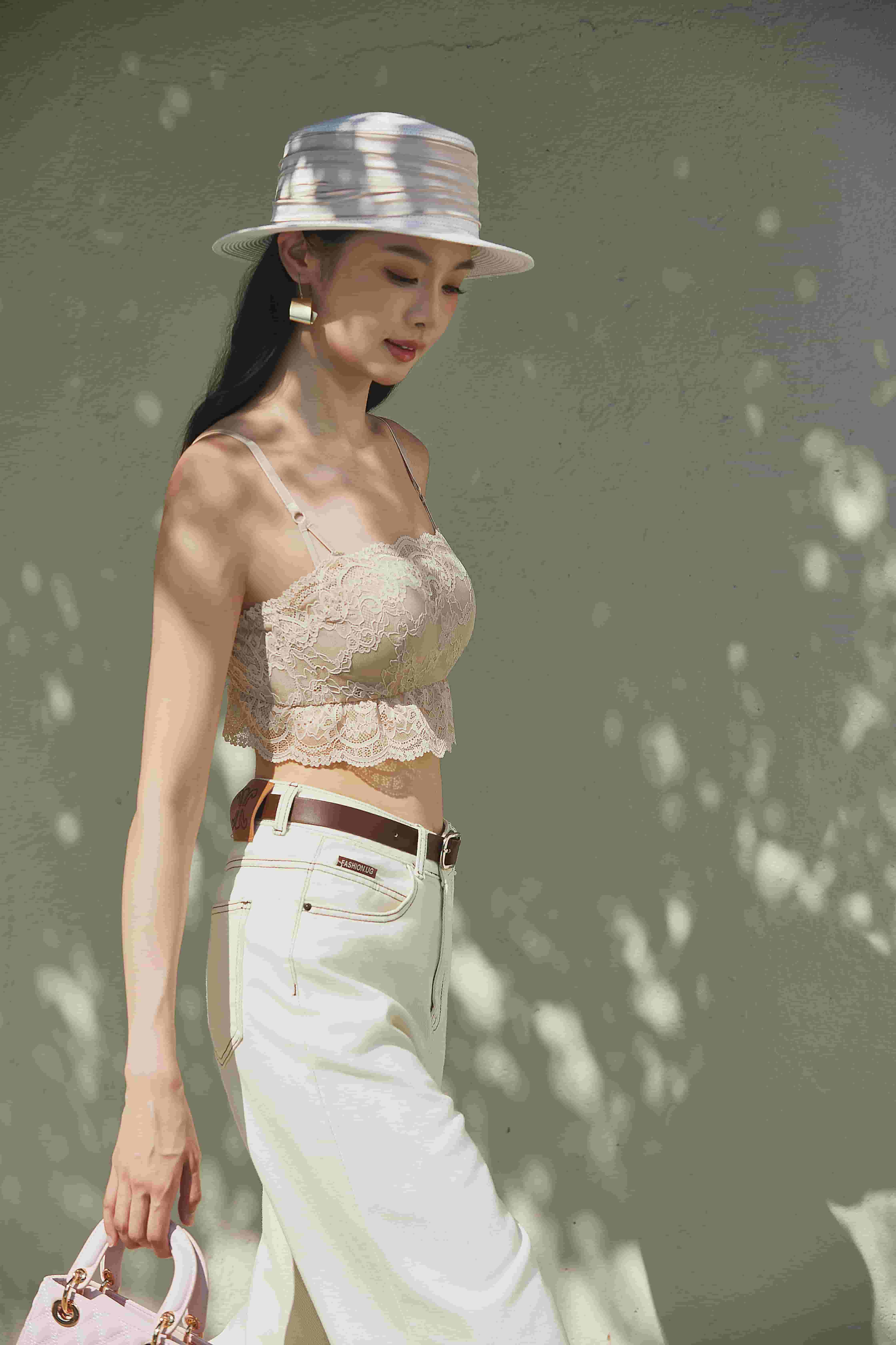 蕾丝文胸多少钱？遇简生活价格大揭秘