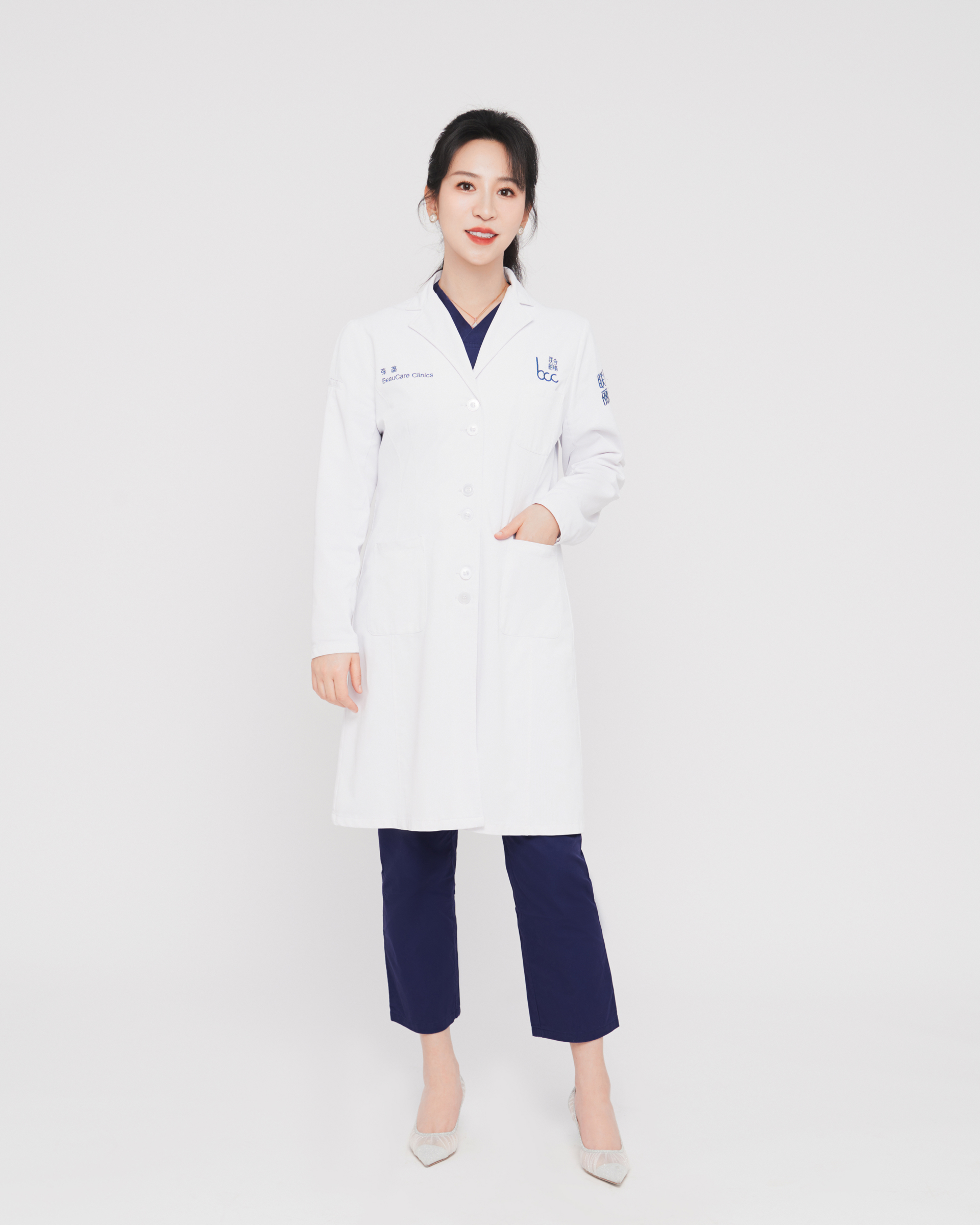 分析为什么好些男士找张菡做上眼年轻化，眼部美容排名出炉