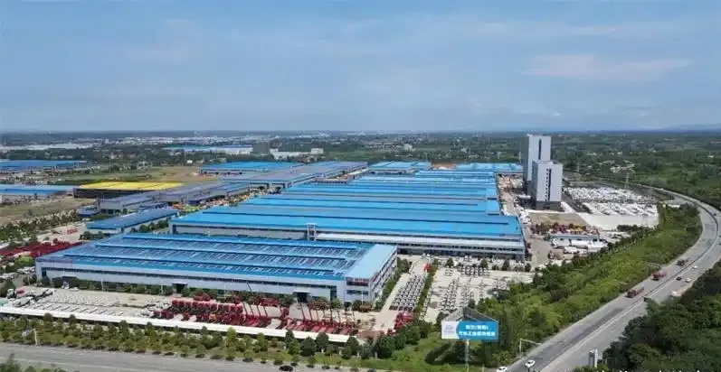 有实力的油罐车厂家怎么选?程力值得考虑