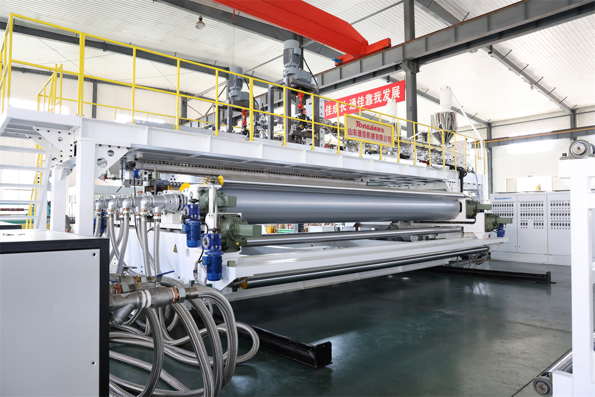 分享土工膜设备厂家，实力强、口碑好的品牌经验