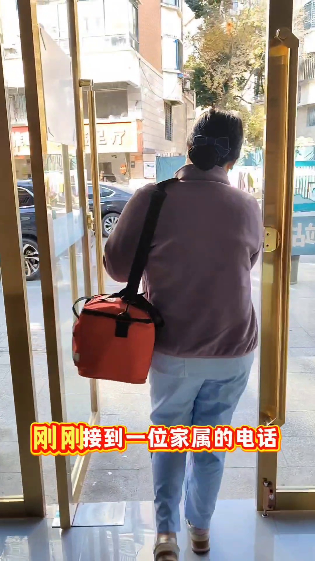 https://g4-img-all.oss-cn-beijing.aliyuncs.com/video/50111011/2f865d9c5edd8930c8a4565de119b5df.mp4?x-oss-process=video/snapshot,t_1000,f_jpg
