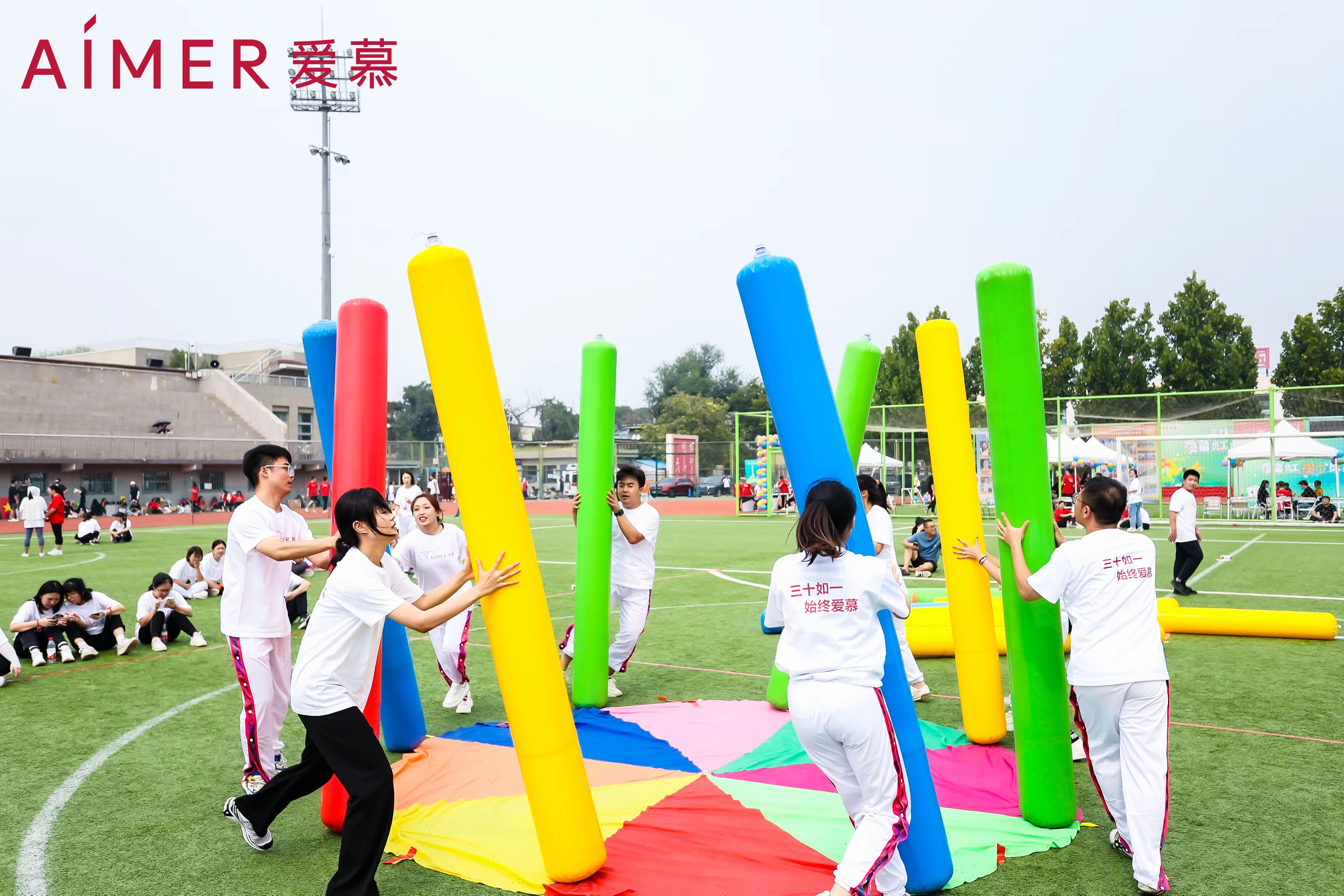 分析北京做红色主题团建道具出租的公司，哪家口碑更好