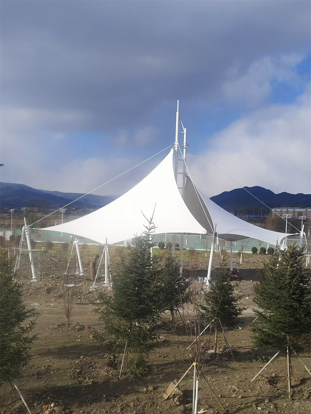 辨析性价比高的户外膜结构车棚厂家,学校膜结构车棚推荐 辨析性价比高的户外膜结构车棚厂家,学校膜结构车棚推荐