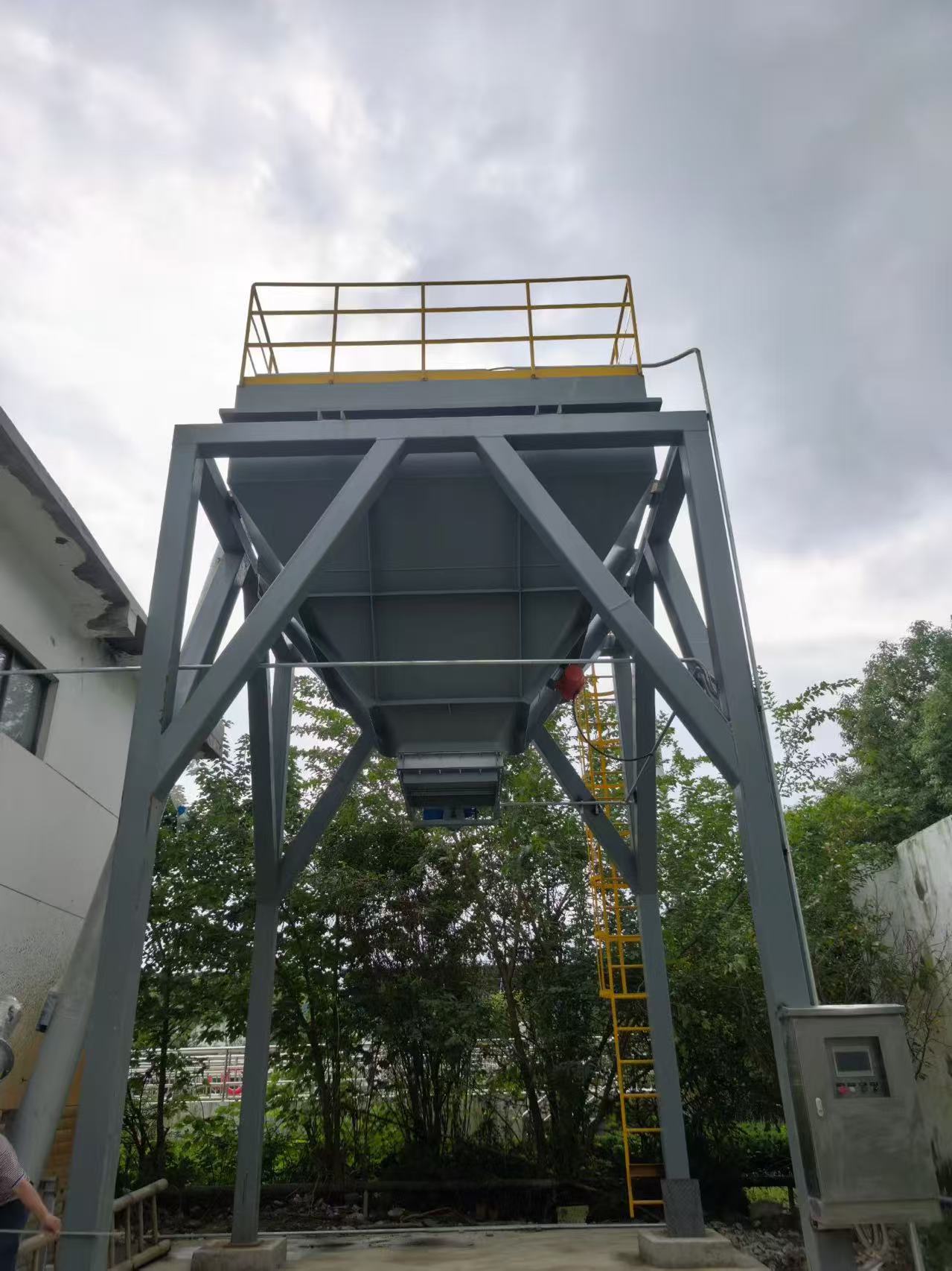 盘点北京服务不错的滑架式污泥料仓工厂,靠谱的有哪些 盘点北京服务不错的滑架式污泥料仓工厂,靠谱的有哪些