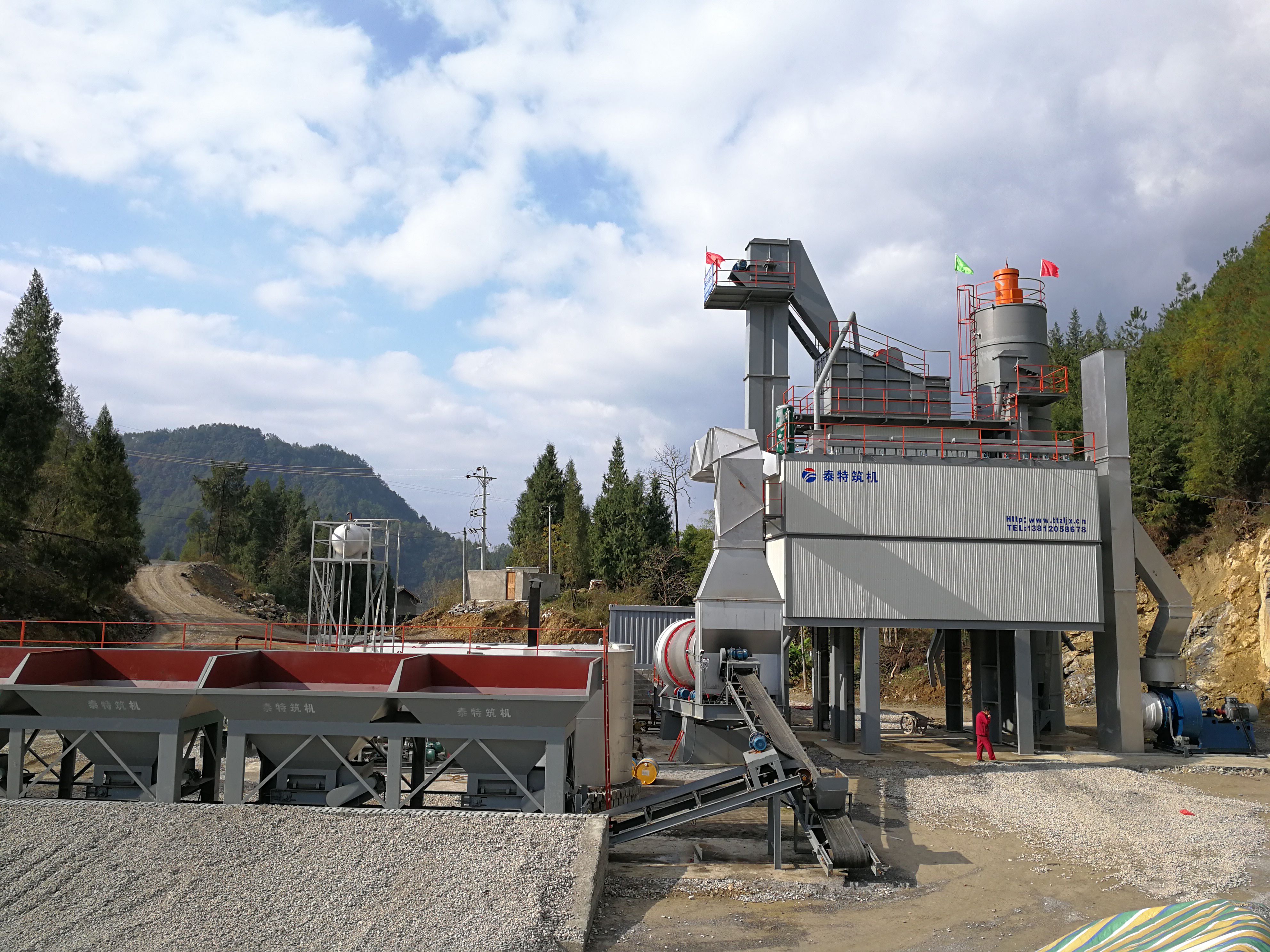 2026年热再生沥青搅拌站选购攻略