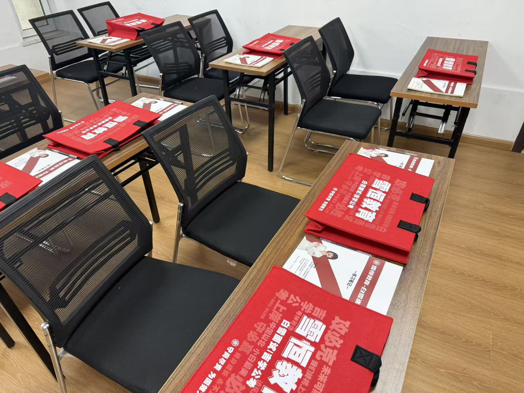 军队文职面试辅导推荐哪些、哪家专业、技巧辅导哪家强？