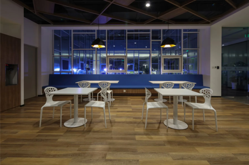 细聊办公室装修选购要点，高档办公室装修哪家好？