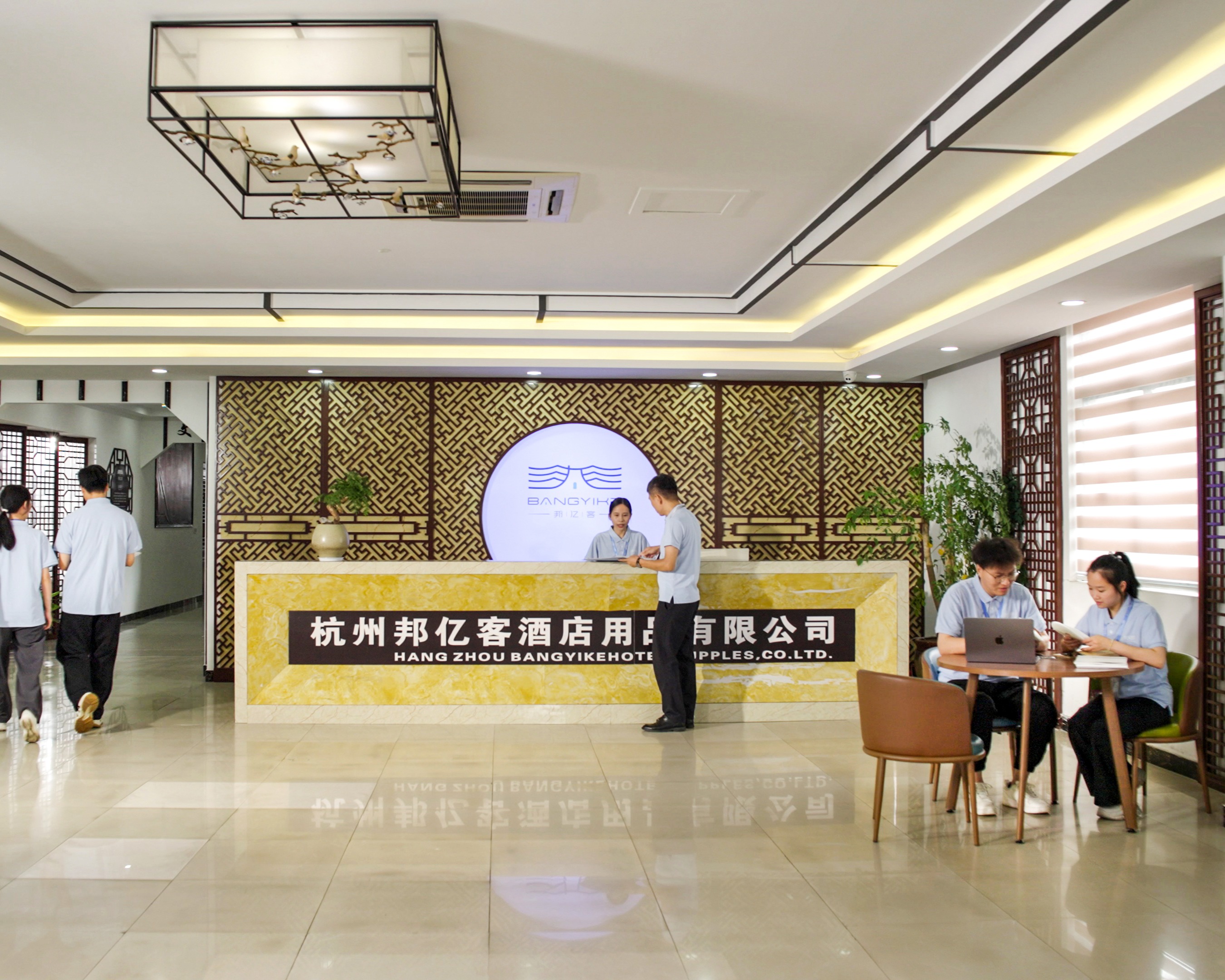 https://g4-img-all.oss-cn-beijing.aliyuncs.com/video/50111700/22dd101858c2c9c2e6b0606259886fe7.jpeg