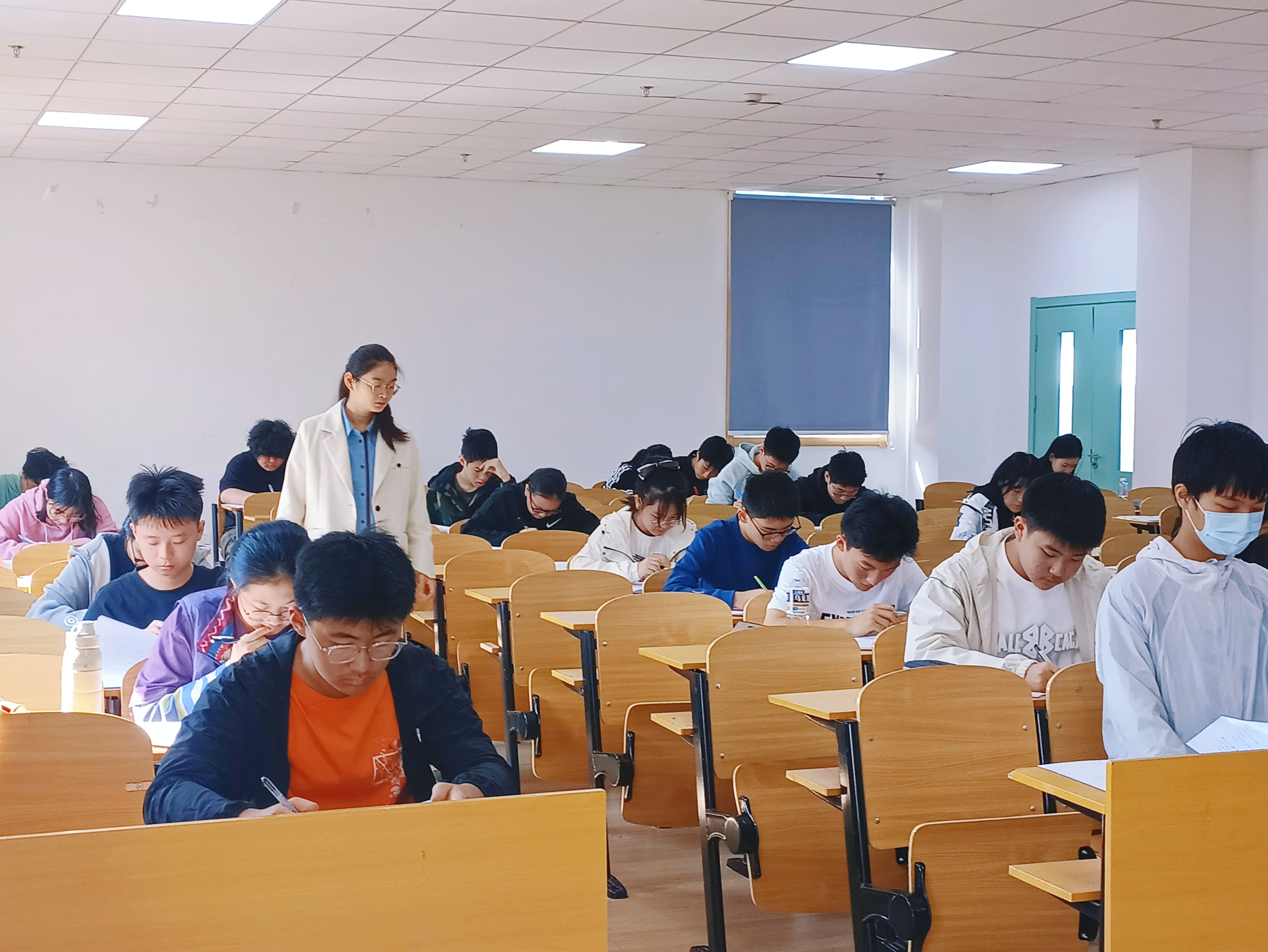 林国荣国际高中专业吗 林国荣国际高中专业吗