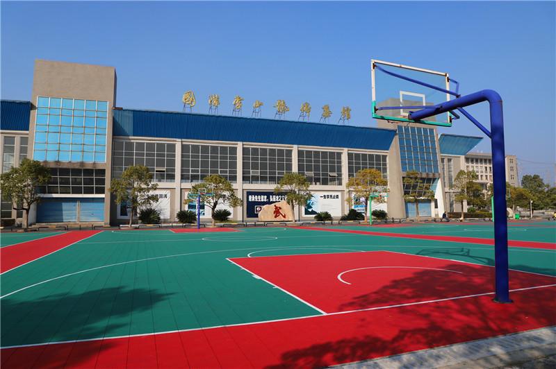 盘点入伍政策好的大学，新生入伍选这类大学有优势吗？