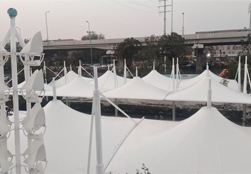 讲讲岳蓬膜结构，其膜结构看台售后和景观稳定性性价比高吗