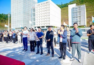 归纳企业团建如何选择，分享口碑好的专业团建公司