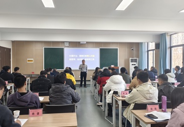 归纳启迪问智相关信息，解答费用和性价比问题