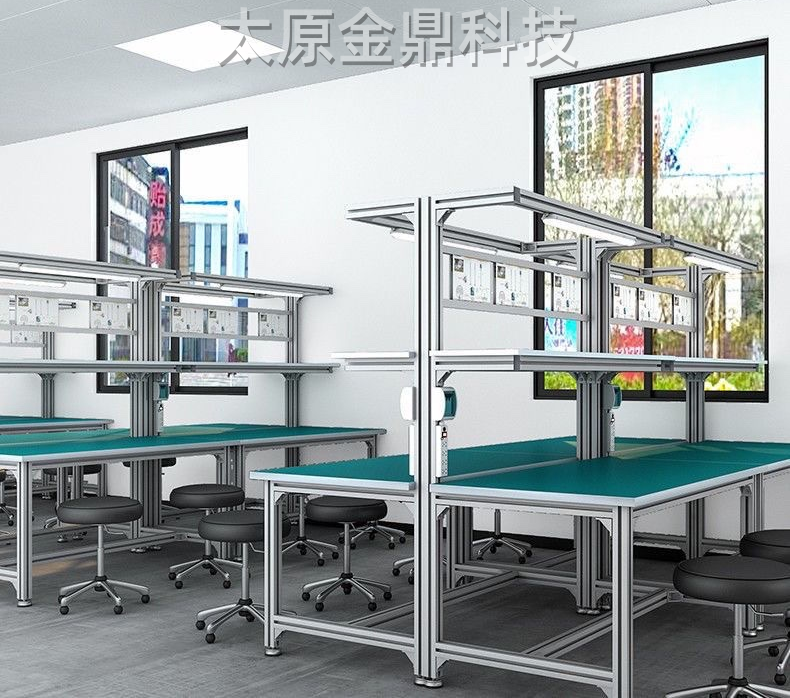 在工业生产和科研领域，装配工作台、灯架工作台以及精密仪器防静电工作台的重要性不言而喻。它们不仅是日常