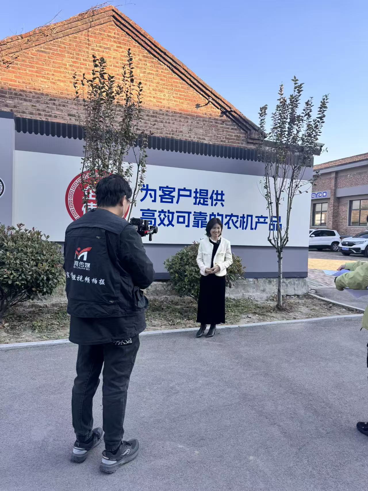 抖音推广运营公司费用多少？易鸣传媒为你解答