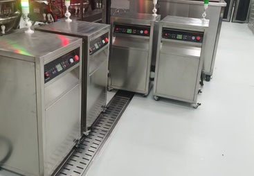 哪家公司能做适合工业用的超声波清洗机，郑州亨亚机械技术领先