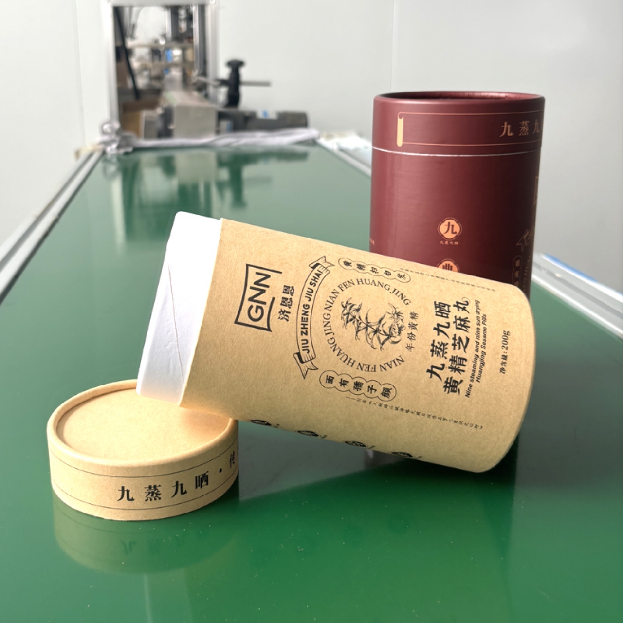 做白卡食品级纸罐定制,合肥润诚包装实力出众 做白卡食品级纸罐定制,合肥润诚包装实力出众