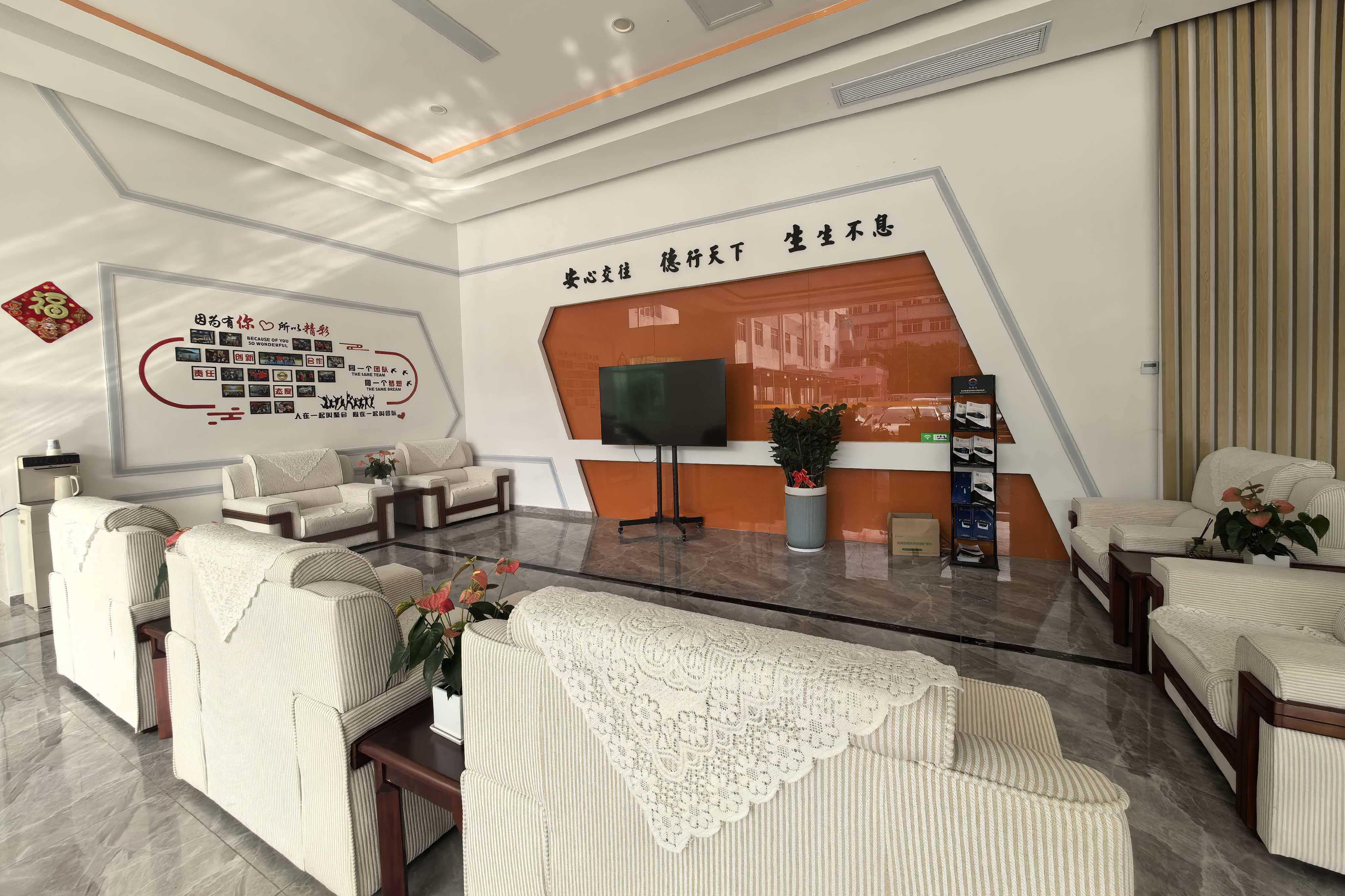 共话纸箱数码印刷机的优势，在化妆品行业应用选哪个品牌