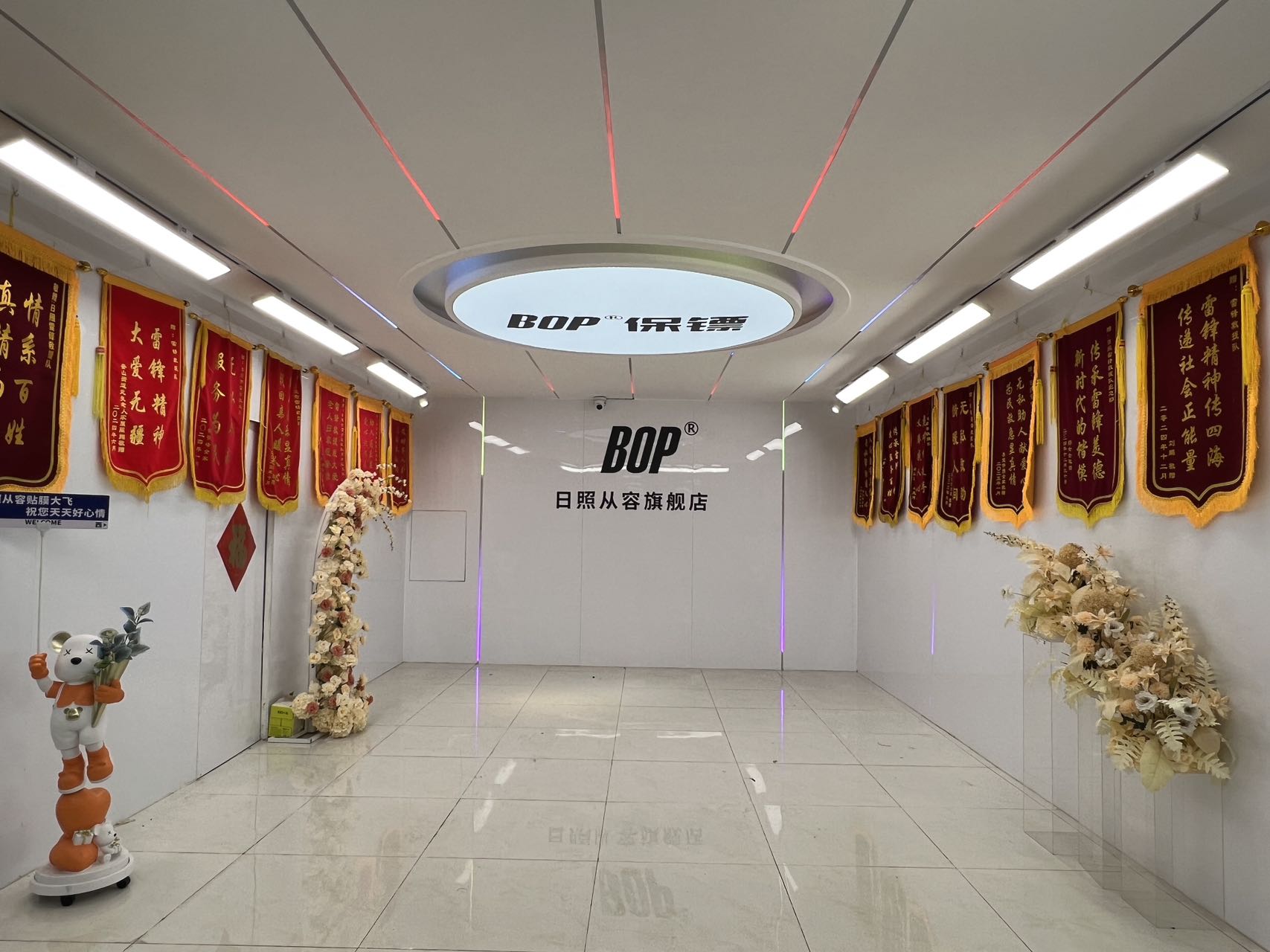 汽车隔热膜贴膜费用多少钱，KDX康得新日照从容店值得选吗