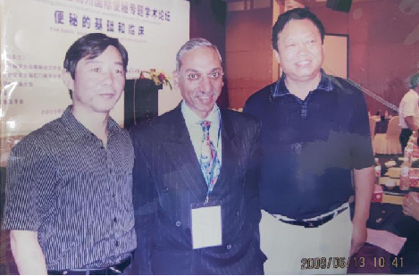 靠谱的上海治肛肠疾病医生推荐，看痔疮、肛窦炎及肛门疼该选哪家