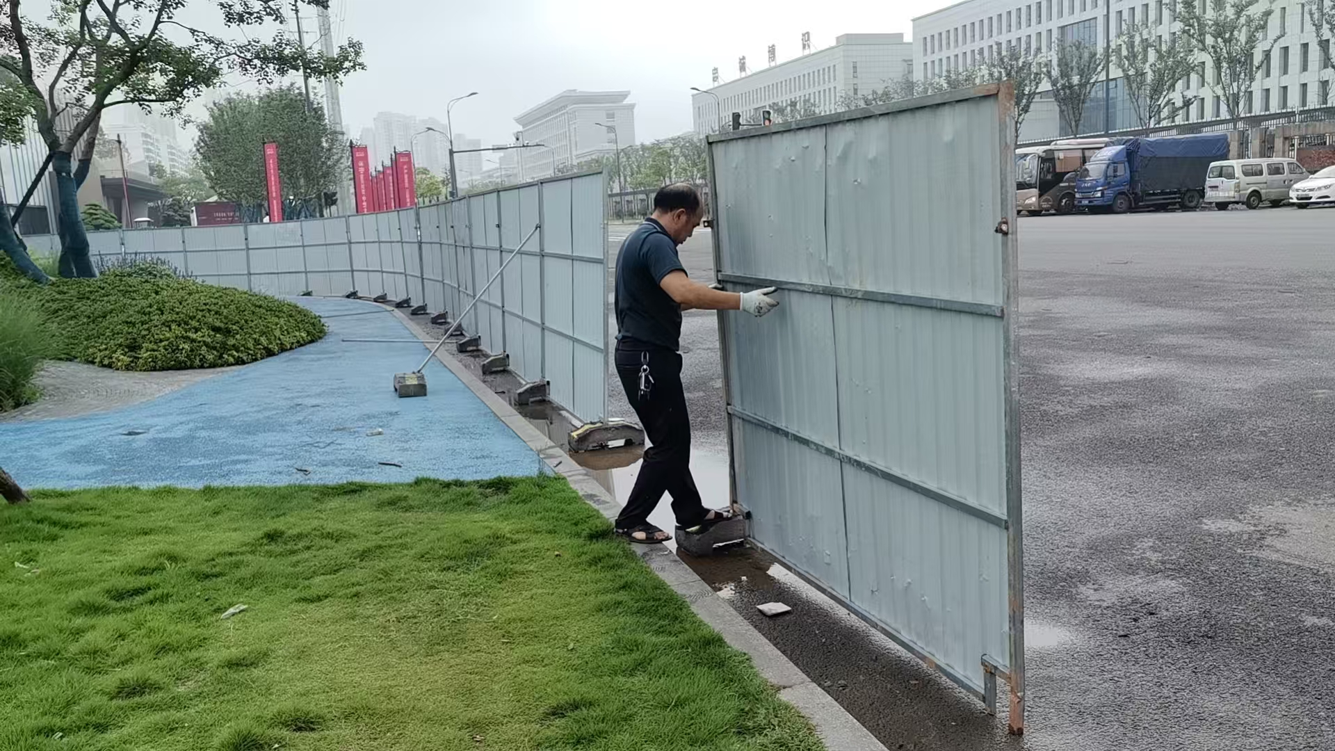 可靠的水马围挡租赁厂家分享，口碑好的出租费用怎么算
