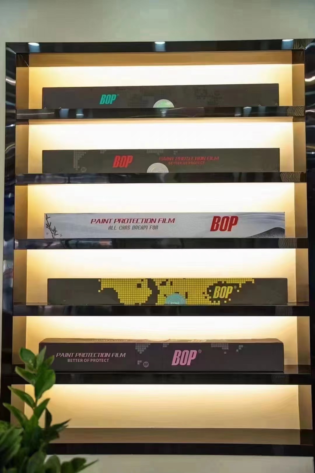 靠谱汽车隐形车衣品牌选购支招，汽车隐形车衣正规机构多少钱