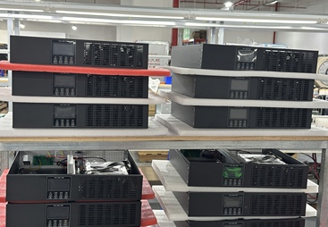 纯正弦波UPS厂家谈柜配套UPS厂家，UPS应急供电不间断电源故障率为何低
