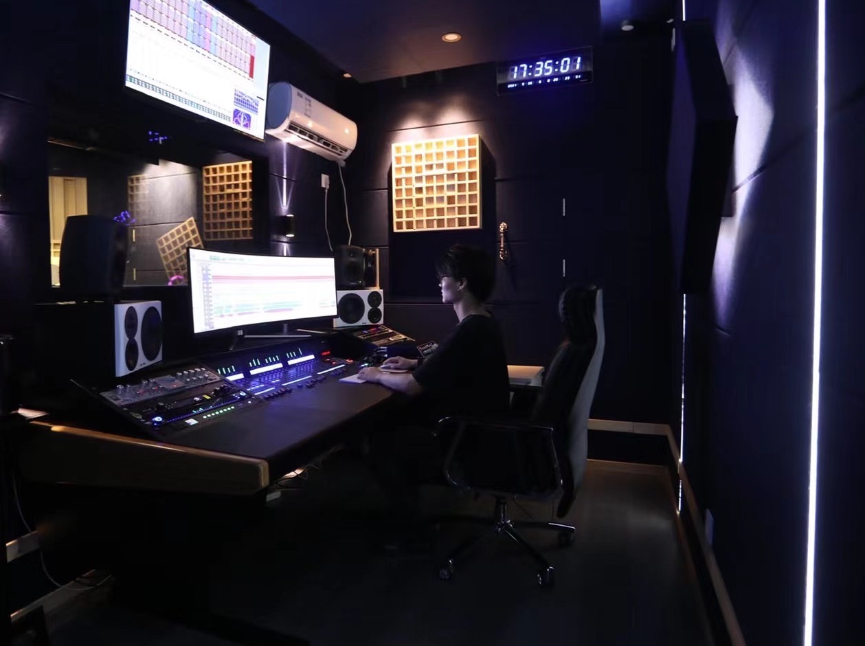 靠谱的录音棚机构怎么选，音悦之路靠谱吗？