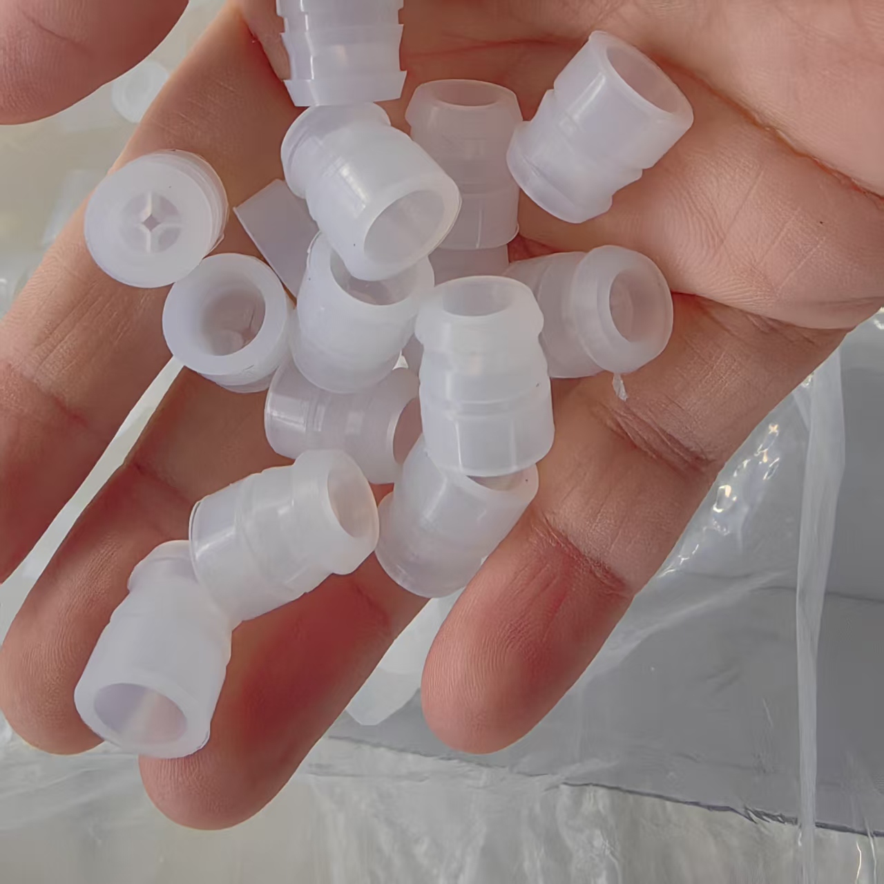 靠谱的储存罐密封橡胶塞厂家,费用是多少? 靠谱的储存罐密封橡胶塞厂家,费用是多少?